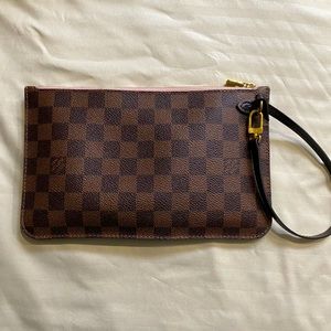 Auth Louis Vuitton Damier Ebene Neverfull Wristlet